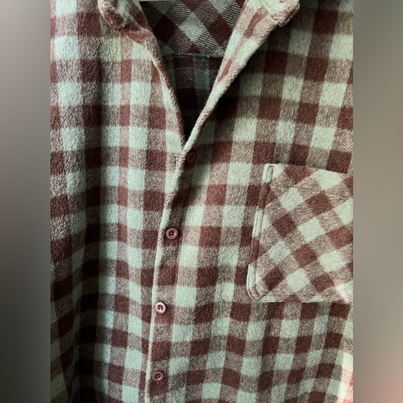 Princess Polly “LEYLAN OVERSIZED PLAID SHACKET
GREEN / BROWN” - Picture 4 of 8